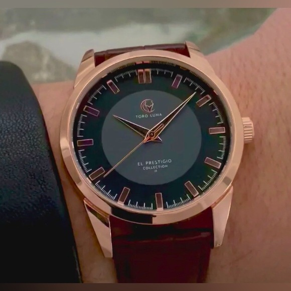 Toro Luna Aficionado Quartz Rose Gold Wristwatch. - Picture 1 of 10